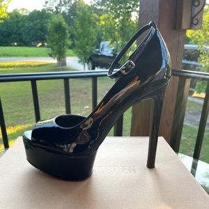 Steve Madden Black Heels